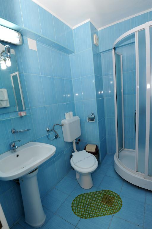 Hotel Gura Diham Buşteni Zimmer foto