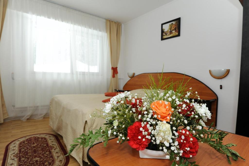 Hotel Gura Diham Buşteni Zimmer foto