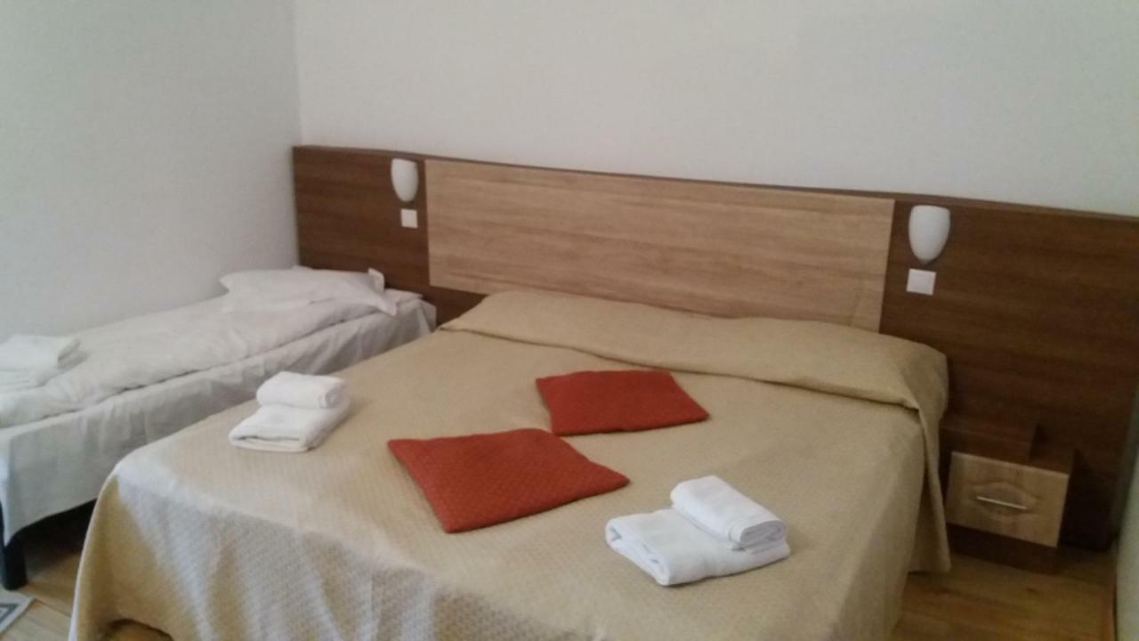 Hotel Gura Diham Buşteni Exterior foto